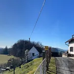 Апартаменты Am Heissberg Fehring