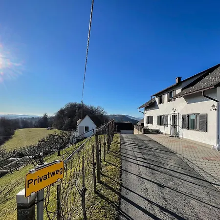 Am Heissberg Apartman *