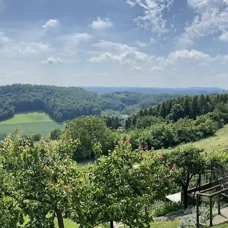 Apartman Am Heissberg