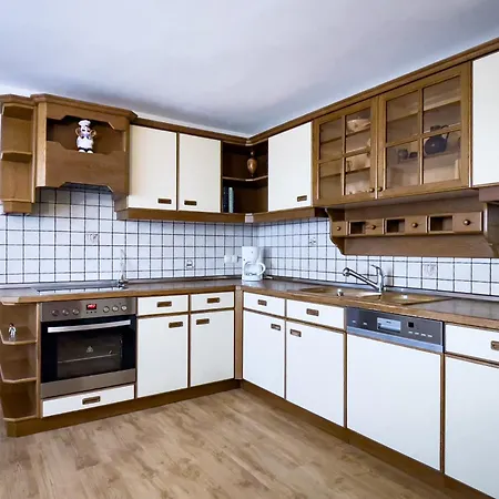 Am Heissberg Apartment *