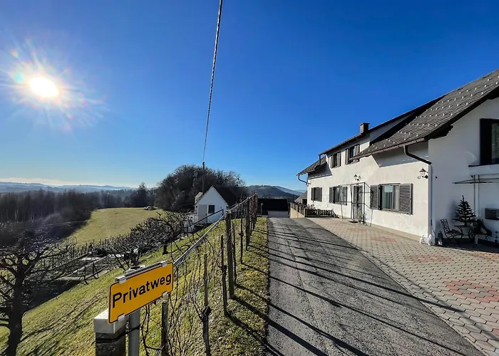 Am Heissberg 아파트 *